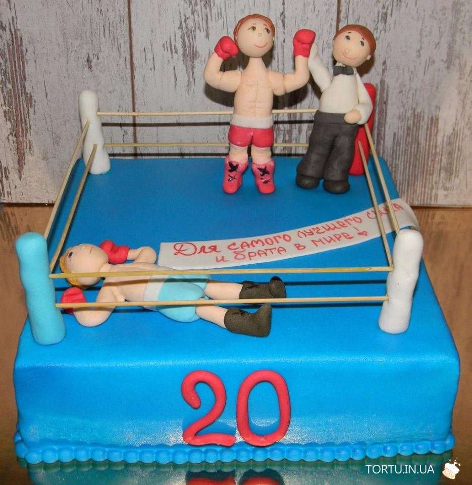 Торт з боксерами
