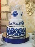 Весільний торт з візерунками